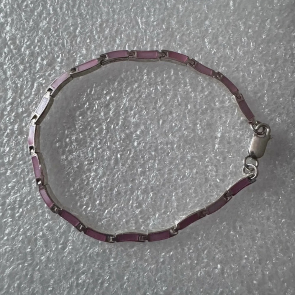 Elegant Pink Bracelet